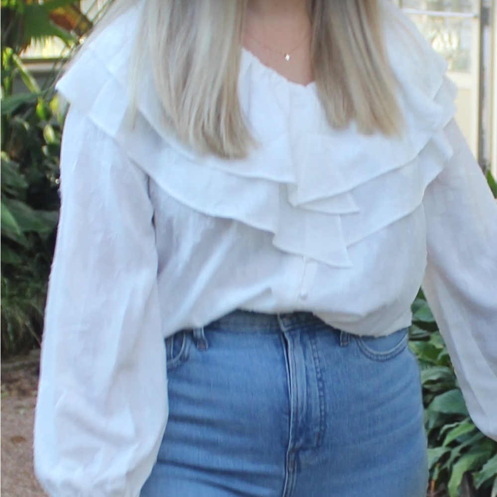Vestique Collar Top with Floral detail